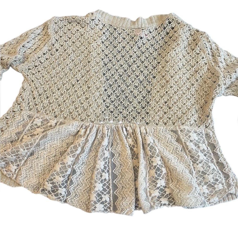No Boundaries Junior’s Beige Open-Knit Sweater with Gathered Back Detailing | XL - Picture 2 of 8